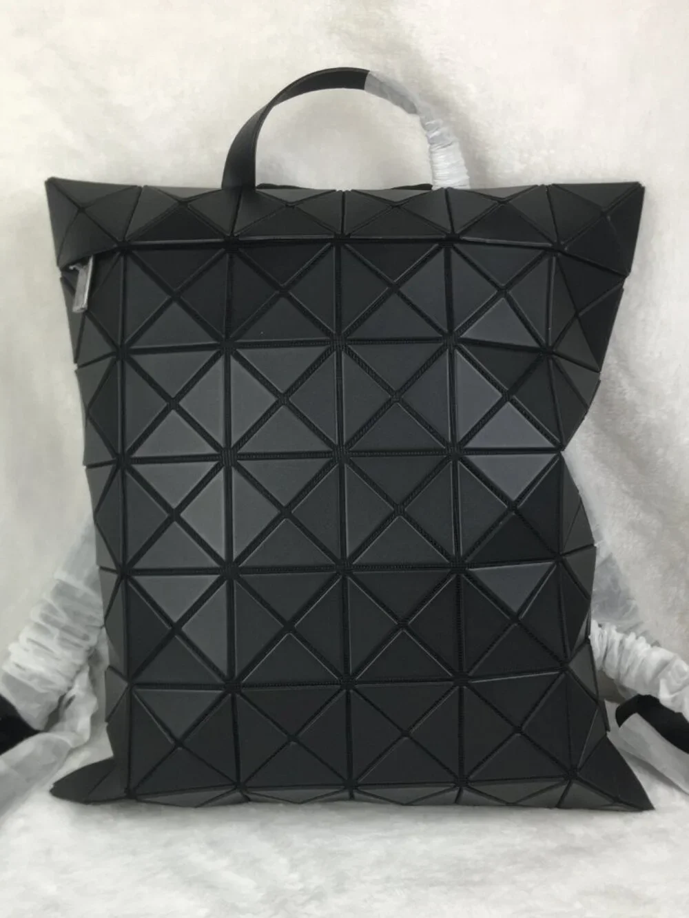 BAO BAO ISSEY MIYAKE FLAT PACK Backpacks Black - Picture 2 of 9